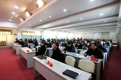 徐工信息受邀參加新沂市工業(yè)企業(yè)兩化深度融合專題培訓(xùn)會(huì)，提供專業(yè)信息咨詢服務(wù)